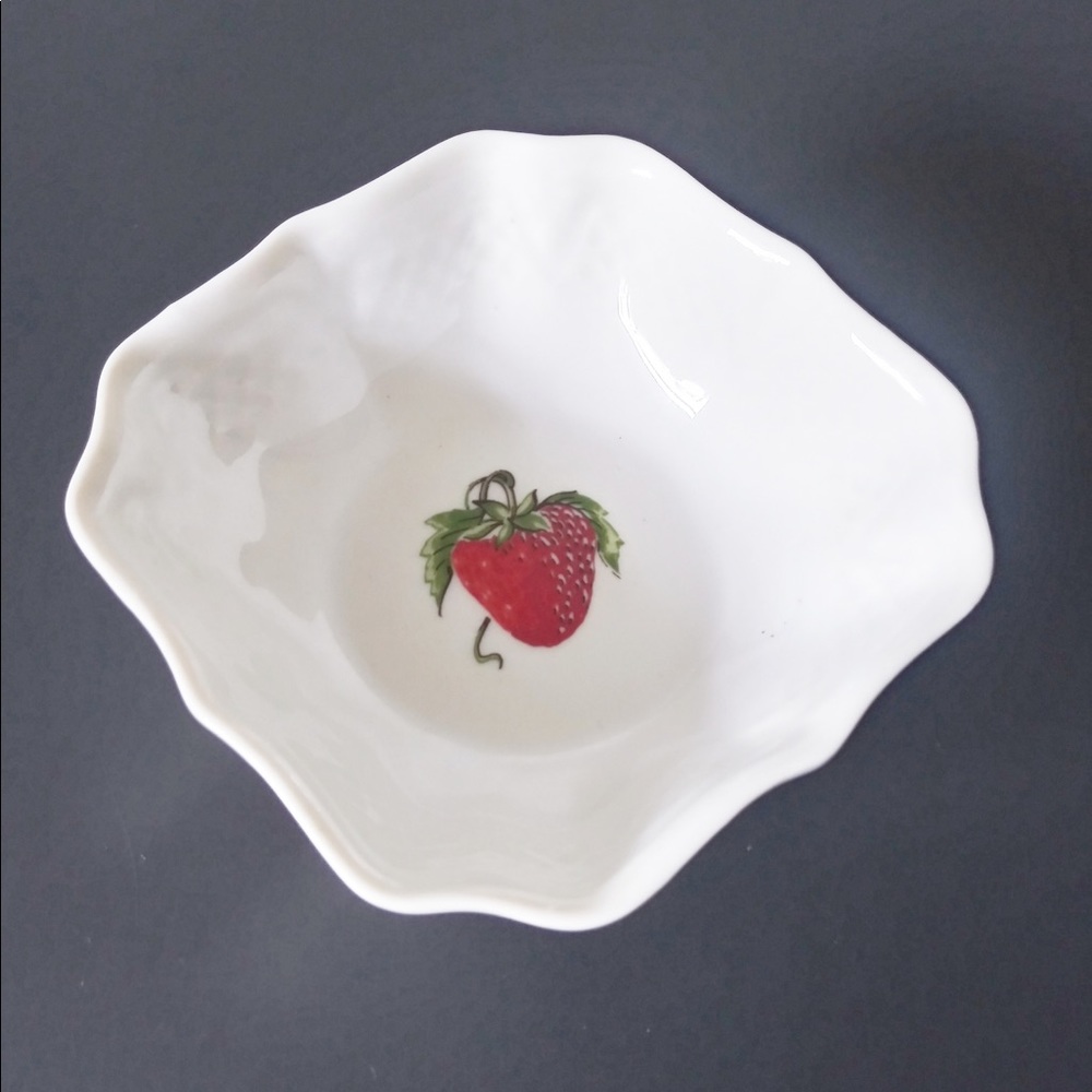 Strawberry dessert dish